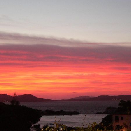 Hotel Olimpia Baja Sardinia Luaran gambar