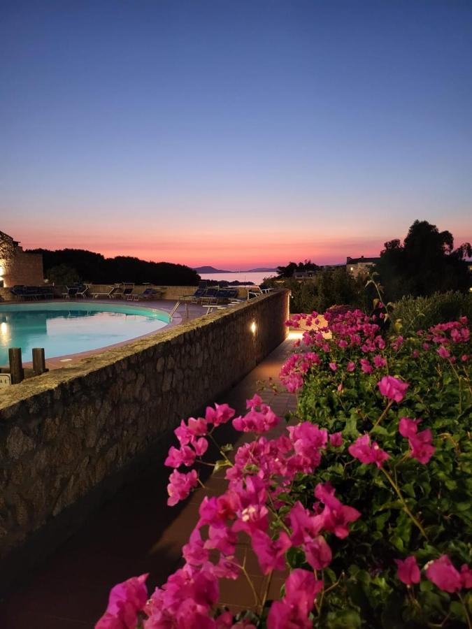 Hotel Olimpia Baja Sardinia Luaran gambar