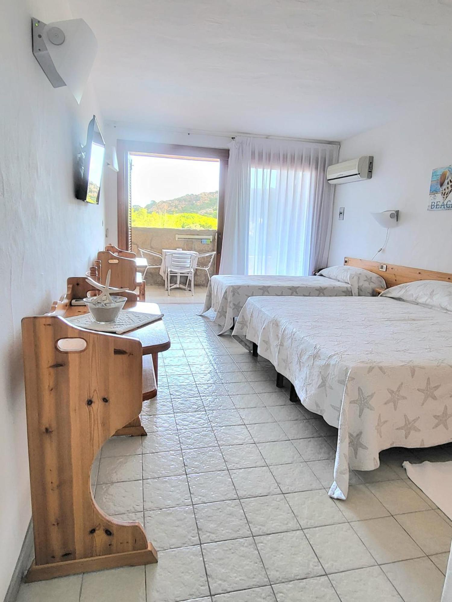 Hotel Olimpia Baja Sardinia Luaran gambar