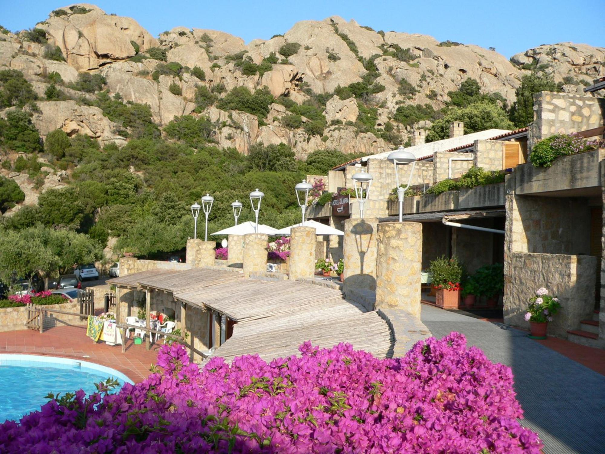 Hotel Olimpia Baja Sardinia Luaran gambar
