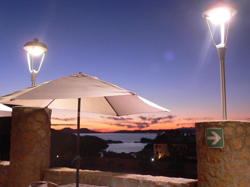 Hotel Olimpia Baja Sardinia Luaran gambar